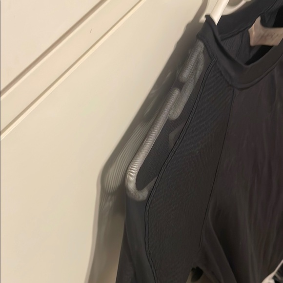 Calia black Fitted Long Sleeve Tee work out shirt - Picture 2 of 5